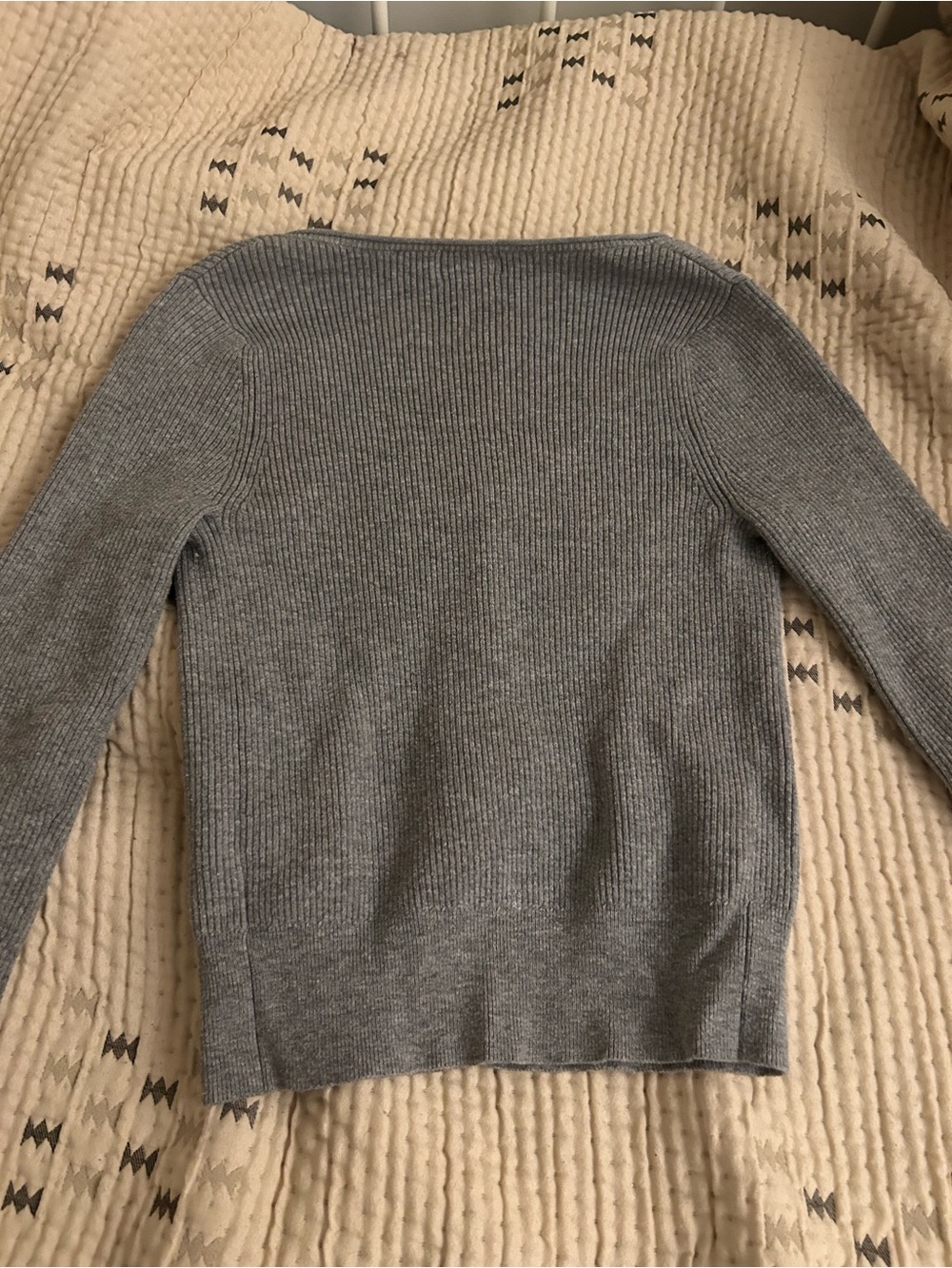 Universal Thread Gray Ribbed Scoop-Neck Button Cardigan - Picture 5 of 9